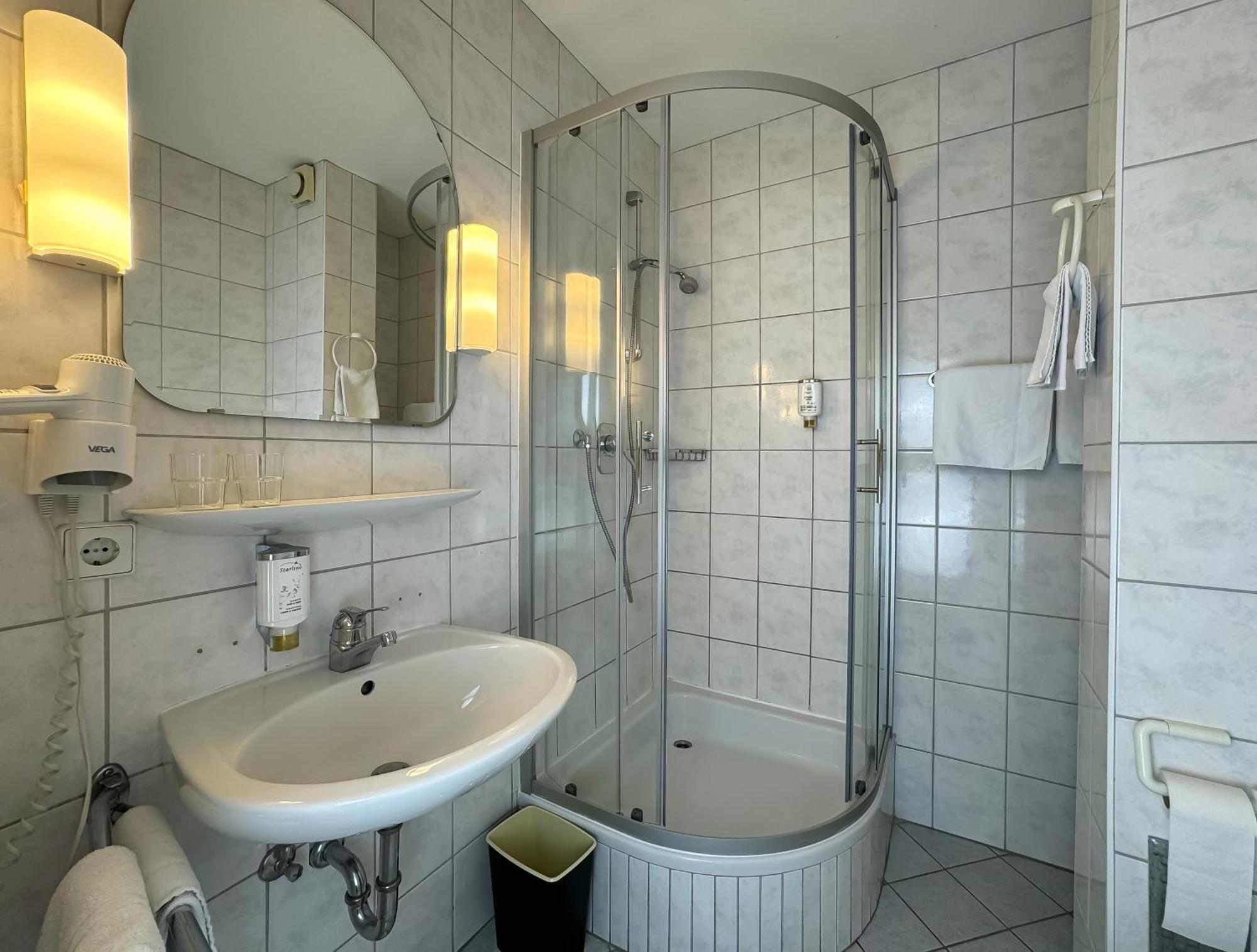Aparthotel Schwarzwald Panorama Bad Wildbad Phòng bức ảnh