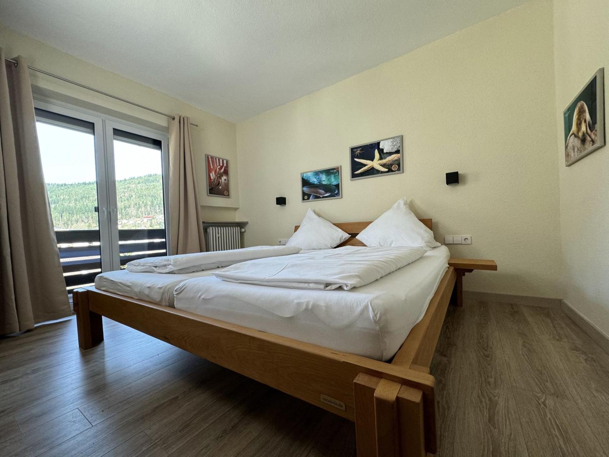 Aparthotel Schwarzwald Panorama Bad Wildbad Phòng bức ảnh