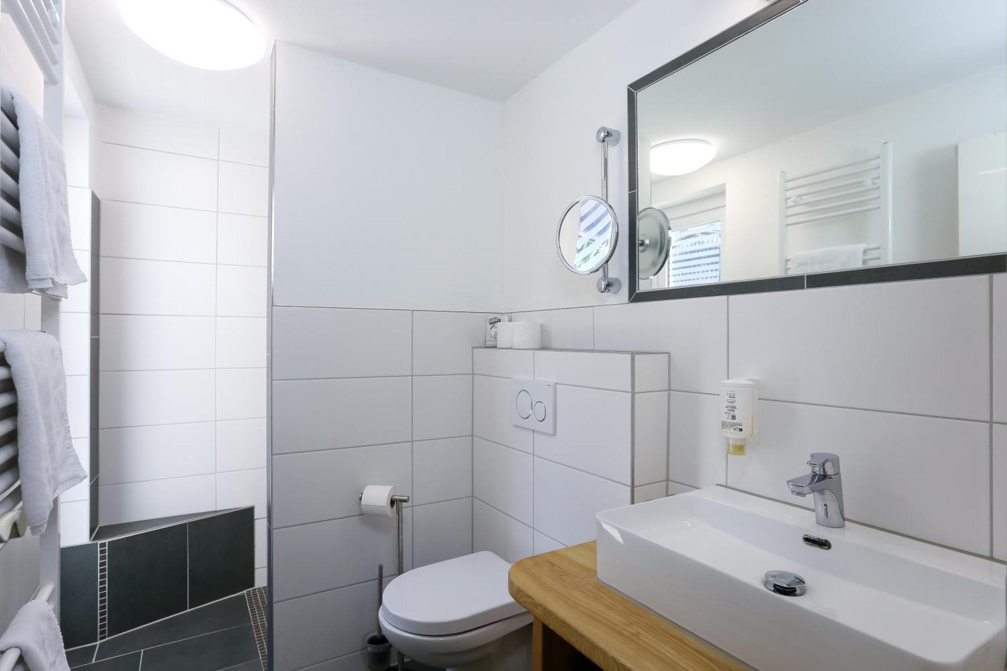 Aparthotel Schwarzwald Panorama Bad Wildbad Phòng bức ảnh